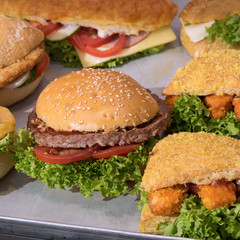 Hamburger - Burger - Sesambrötchen - Fast Food