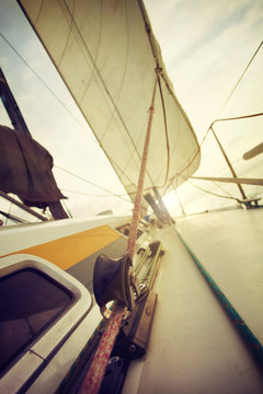 Sailing under wind