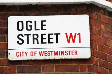 Ogle Street street sign