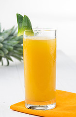 Succo di ananas