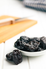 pitted prunes