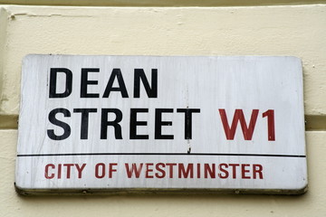 Dean Street street sign