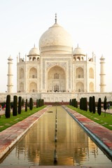 Fototapeta na wymiar Taj Mahal in Agra, Uttar Pradesh, India