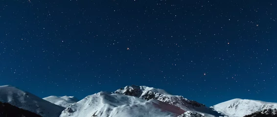 Cercles muraux Himalaya the mountain in moonlight and stars sky