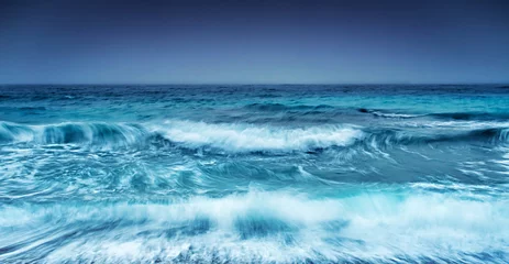 Photo sur Plexiglas Eau Paysage marin orageux dramatique