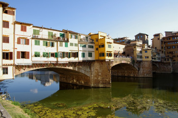 Fototapeta na wymiar Ponte Vecchio bridge