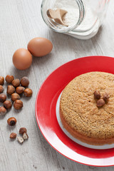 Torta di nocciole