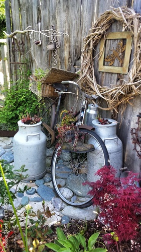 Fahrrad Milchkanne Picknickkorb Dekoration Garten Shabby