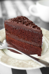 close up chocolate cake in restaurant