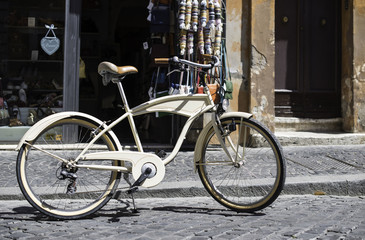 Fototapeta na wymiar Vintage italian style bicycle