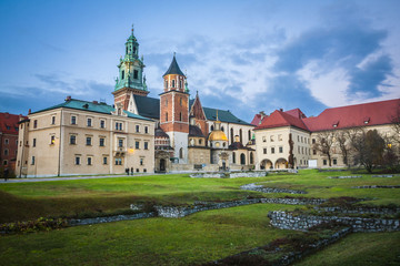 Fototapeta na wymiar historic castle in the old city of Krakow
