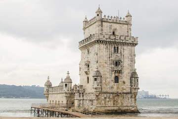 Fototapeta na wymiar Torre di Belem - Lisbona