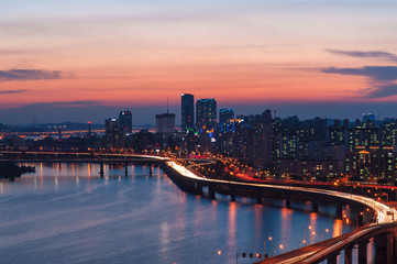 Fototapeta na wymiar Seoul Sunset