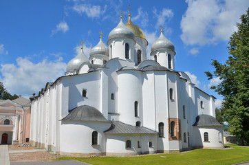 Fototapeta na wymiar Софийский собор в Новгородском кремле