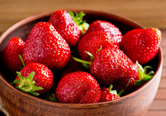 strawberries in the bowl
