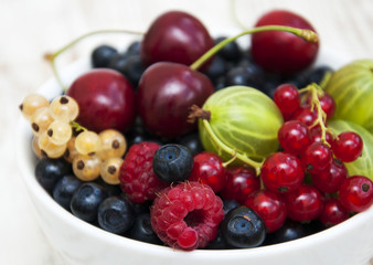 Naklejka na ściany i meble Assorted fresh berries