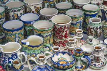 Romanian pottery: mugs