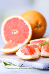 Fototapeta na wymiar Ripe grapefruits