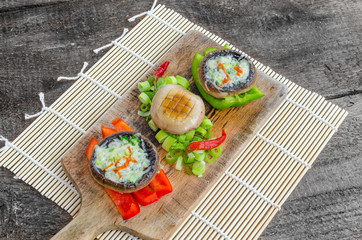 Baked muschrooms with blue cheese