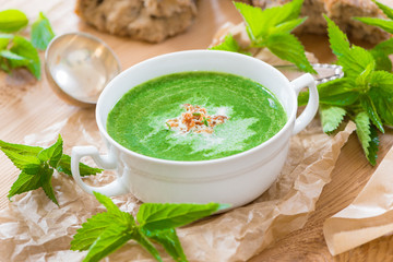 Brennnesselsuppe
