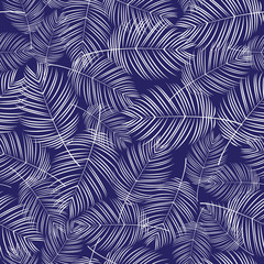 white feathers seamless pattern