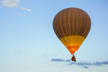 Fototapeta premium Hot air baloon