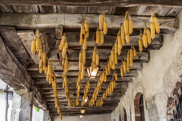 Cit&eacute; m&eacute;dievale de P&eacute;rouges