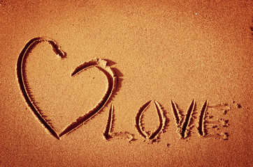 heart at sand