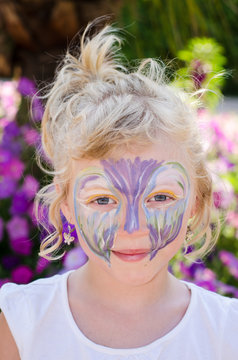 girl with face painting