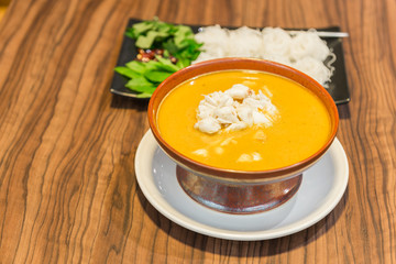 noodles fish curry crab
