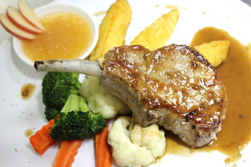 Lamb steak with spicy Pepper sauce