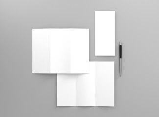 Broschüre Cover gefaltet offen mit Kugelschreiber