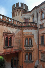 Fototapeta premium Castello del Roccolo in Caraglio