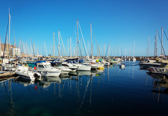Fototapeta na wymiar Hafen von Puerto Mogan – Gran Canaria