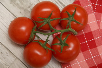 tomatoes © arris_