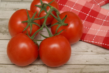 tomatoes © arris_