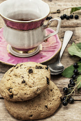 oatmeal cookies with raisins