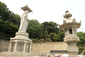 Obraz premium Bongeunsa temple at Gangnam district in Seoul, South Korea