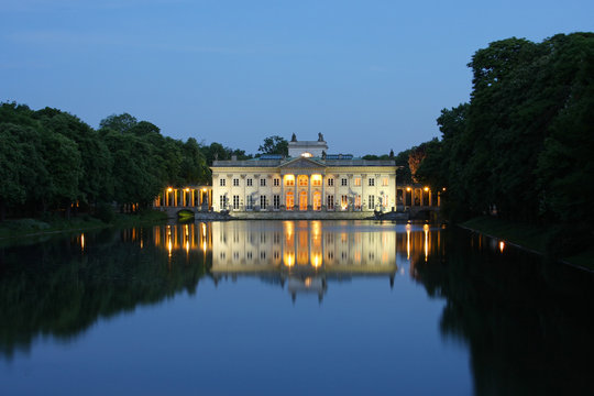 Fototapeta Palace on the water in Lazienki Park