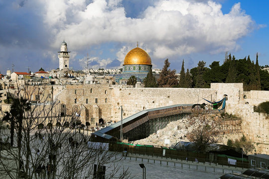 Temple Mount, West Wall and Dome of the Rock mosque in Jerusalem