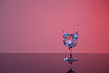 Glass mit alkohol 