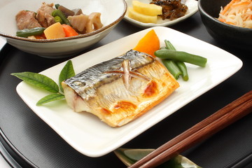 鯖の塩焼き　定食