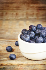 blueberries in the white bowl