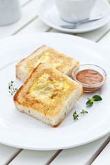 Scrambled eggs on toasted, Breakfast