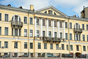Fototapeta na wymiar House in St. Petersburg on Fontanka 26