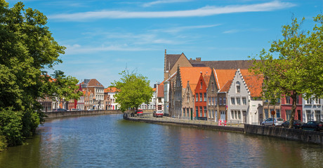 Fototapeta na wymiar Bruges - Typically houses over the canal