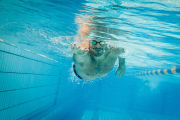 Freestyle underwater frontal