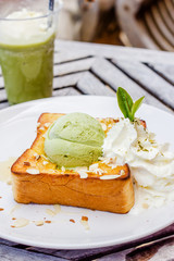 Honey toast