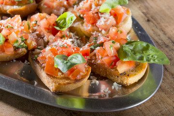 Close-up tomatoe bruschetta