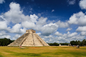Maya Pyramid, Chichen-Itza, Mexico - 67580113